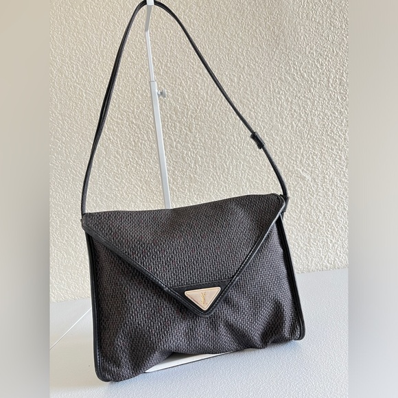 YSL envelope vintage shoulder bag. - Picture 1 of 8
